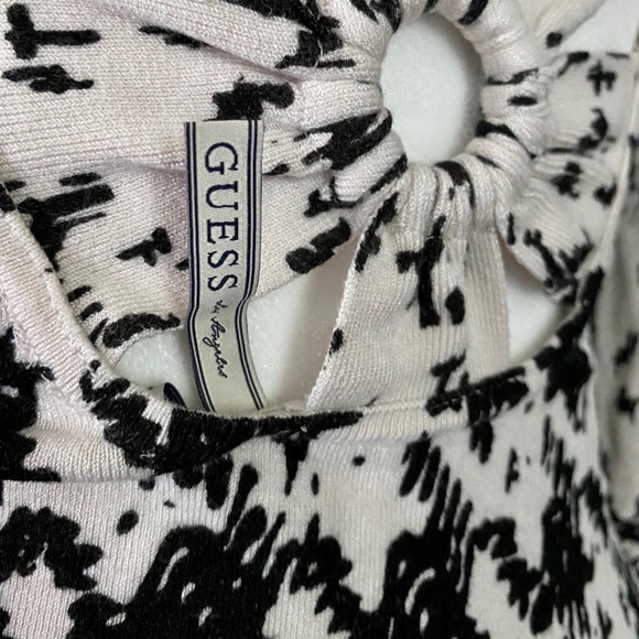 Guess - Picture 3 of 3